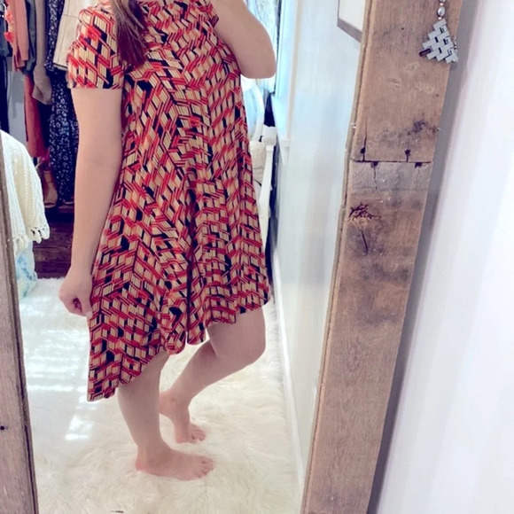 Lularoe modern print dress size xsmall - Picture 3 of 7